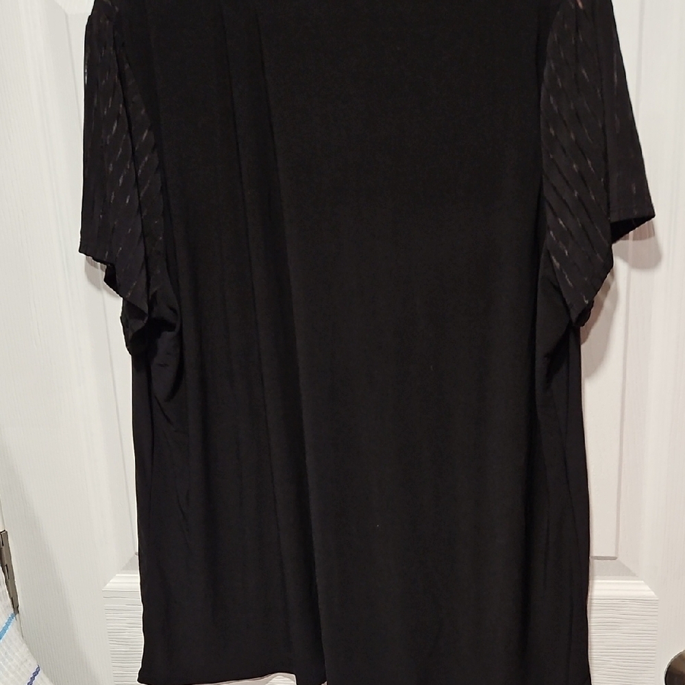 Black Short-Sleeve Button-Down Top with Sheer Stripe Details - Picture 7 of 7